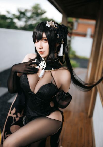 在厨房乱子伦对白